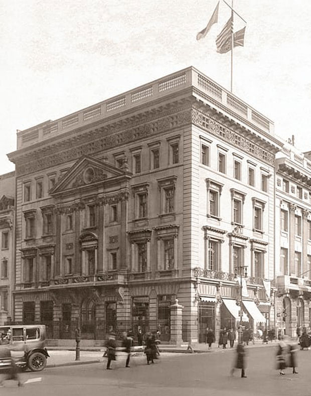 عمارت کارتیه در خیبابان پنجم در حدود سال 1917
